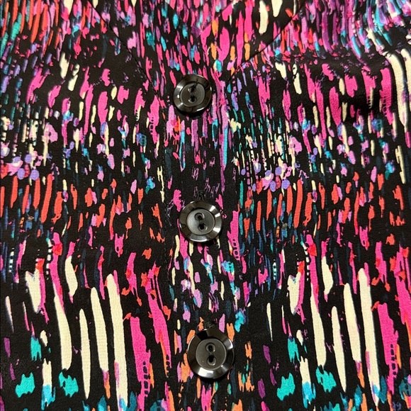 Nanette Lepore Multi-Color Silk V-Neck Button-Down Blouse Short Sleeve Women’s 2 - Picture 5 of 8
